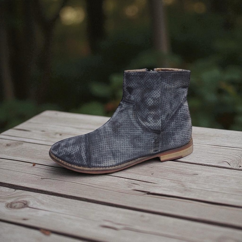 Free People Shadow Lark Leather Washed
Black Ankle Boot Size EU 40 = US 9-9.5